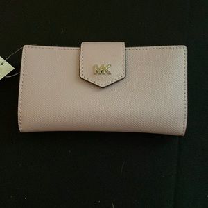 Michael Kors snap wallet